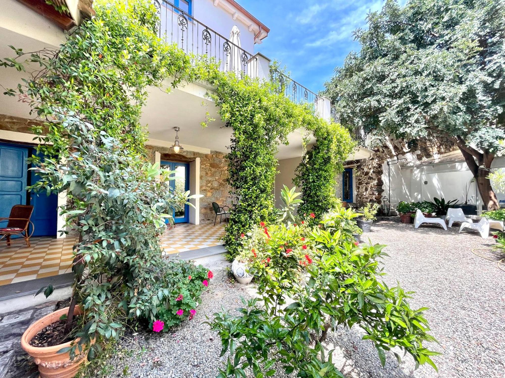 Il Carrubo & Spa Bari Sardo Exteriör bild